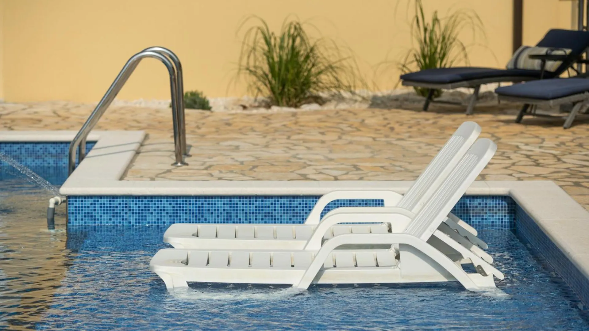 Villa Kalista Istriana For 10 People With Private Pool & Sea View Gajana