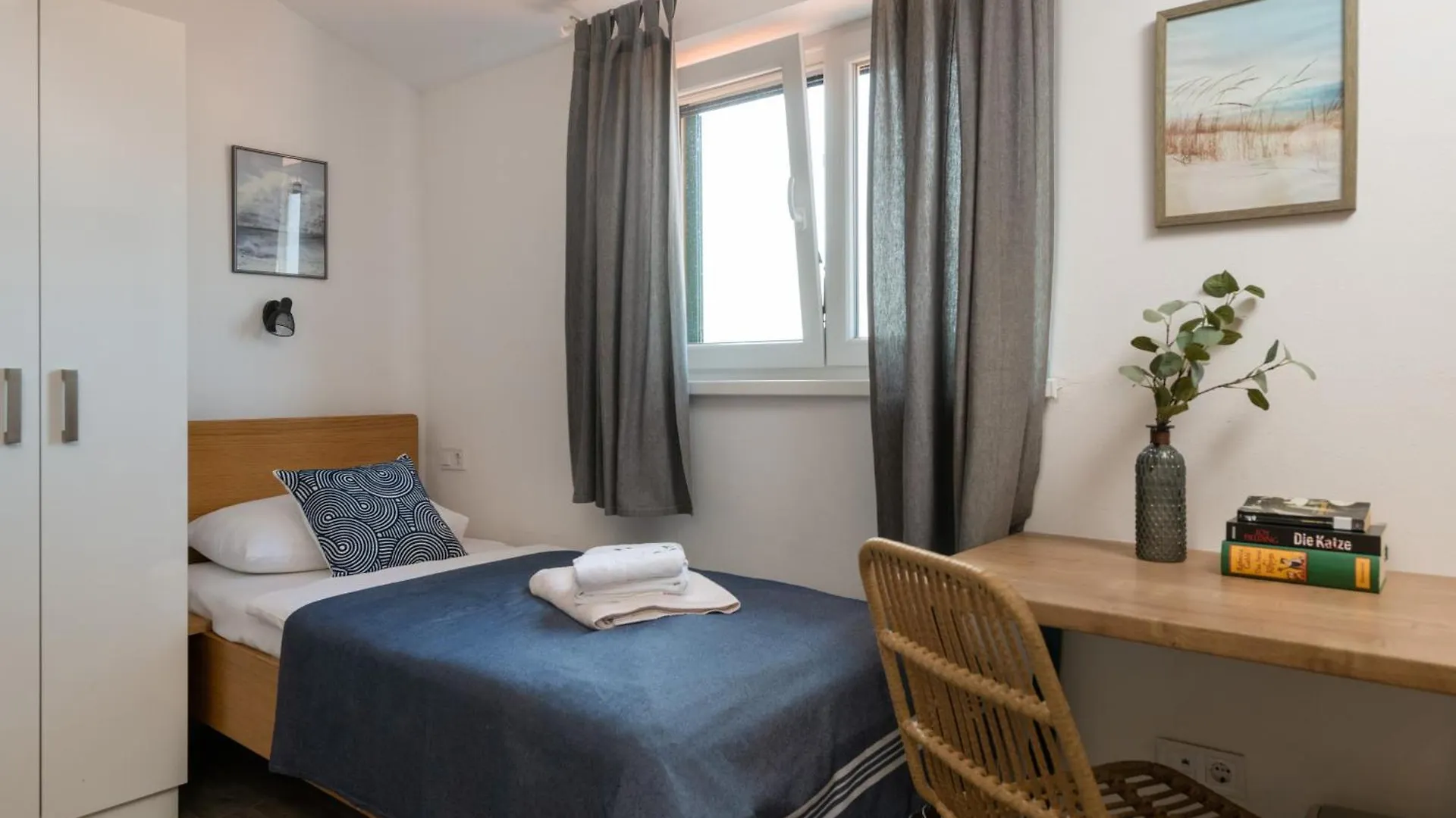 Villa Kalista Istriana For 10 People With Private Pool & Sea View Gajana