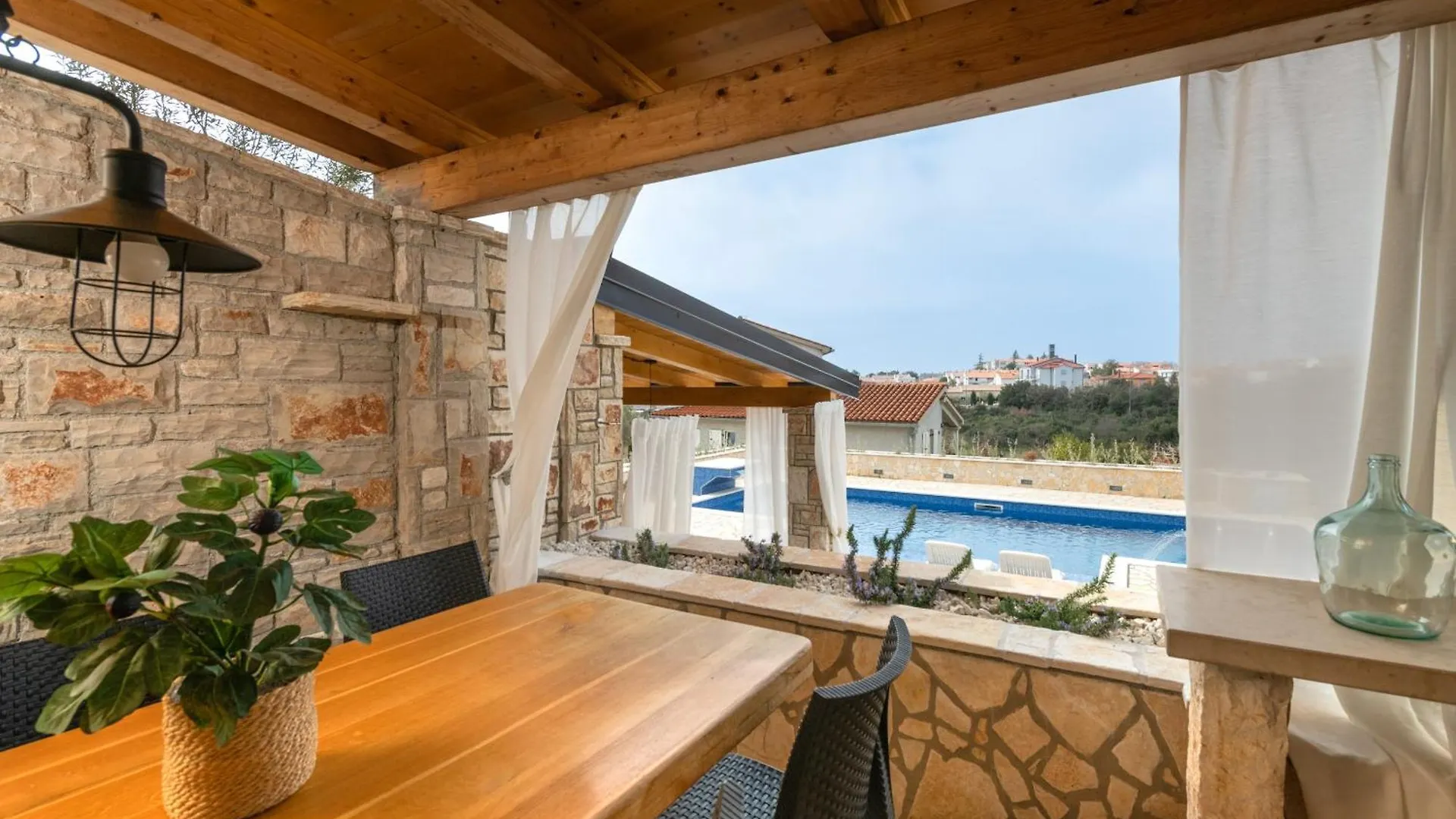 Villa Kalista Istriana For 10 People With Private Pool & Sea View Gajana